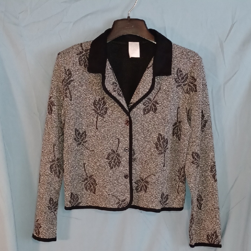 Women's 16 Black and Gray Leaf Pattern Jacket